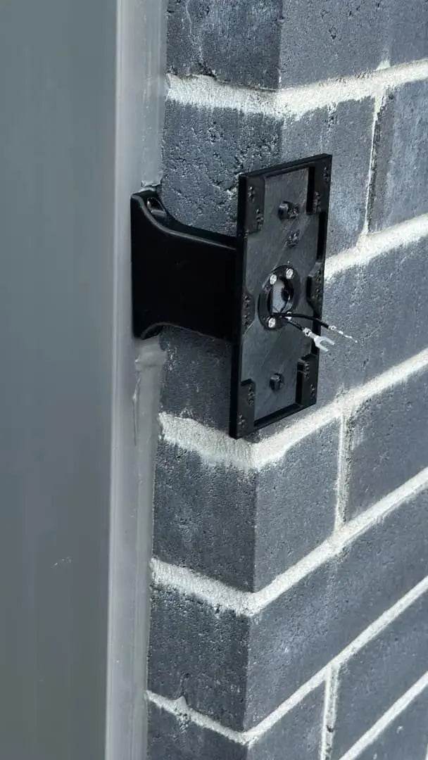 Lorex Doorbell 2k 4k Brick Extension - 9/16in Wide Base - Full Offset - Extend Past Brick