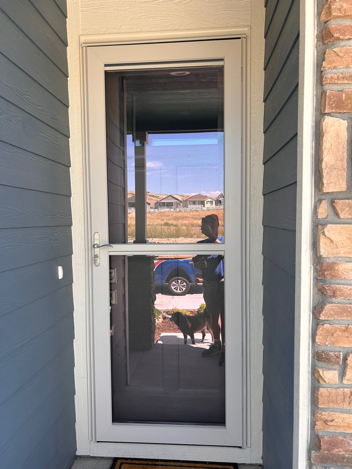 Larson Pebblestone Storm Door Guy | Larson Platinum Rollscreen - OVERSIZED